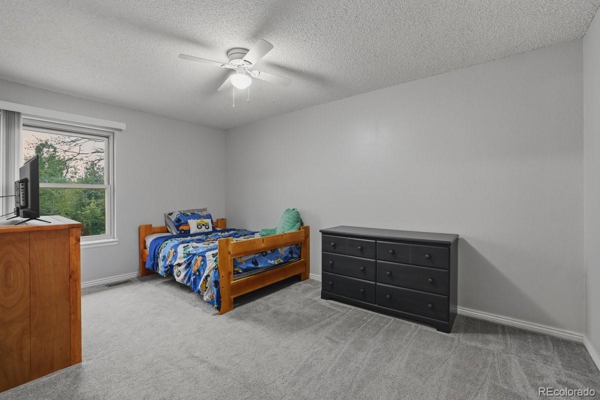 5424 Country Heights