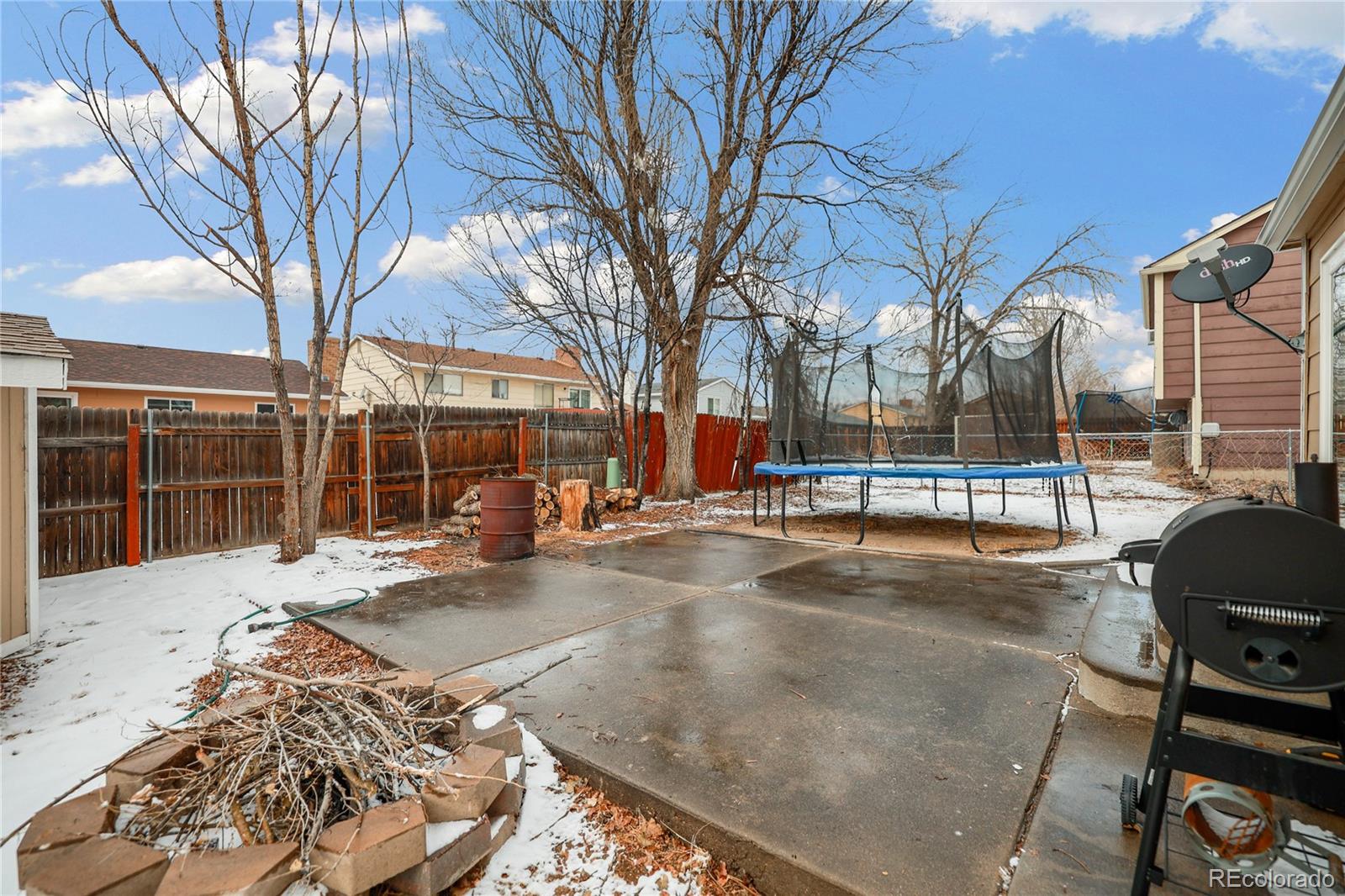 2560 Clarendon Drive