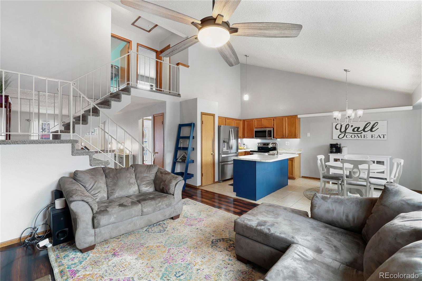 2560 Clarendon Drive