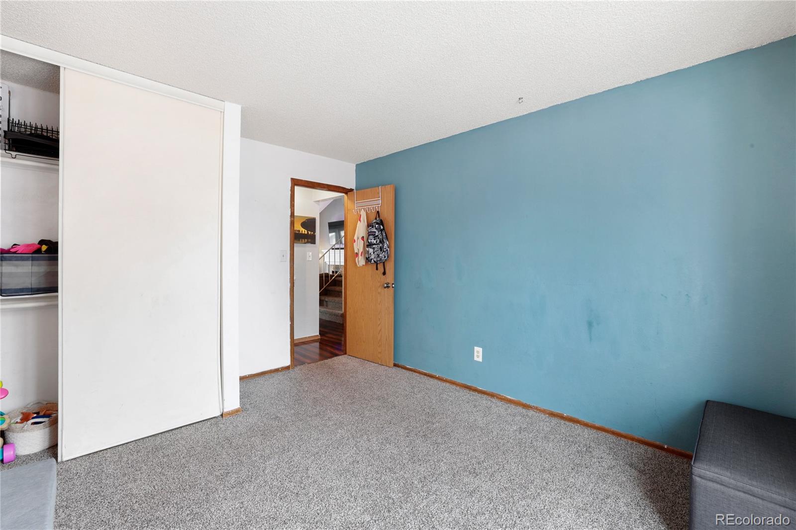 2560 Clarendon Drive
