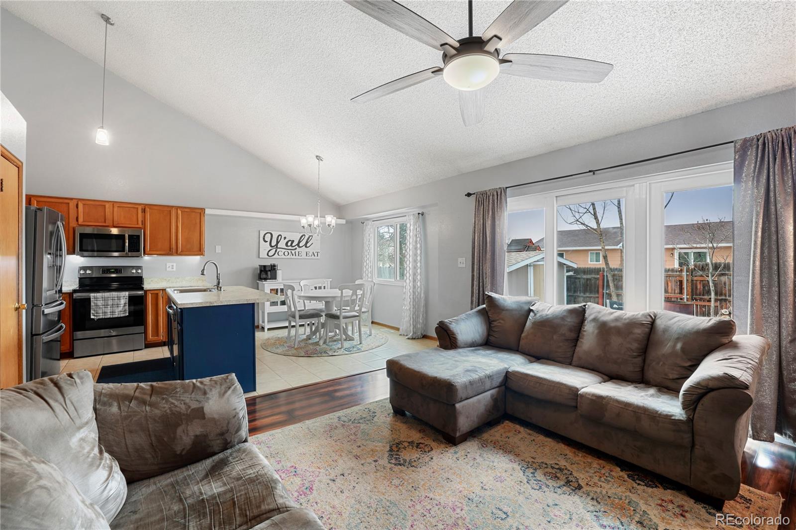 2560 Clarendon Drive