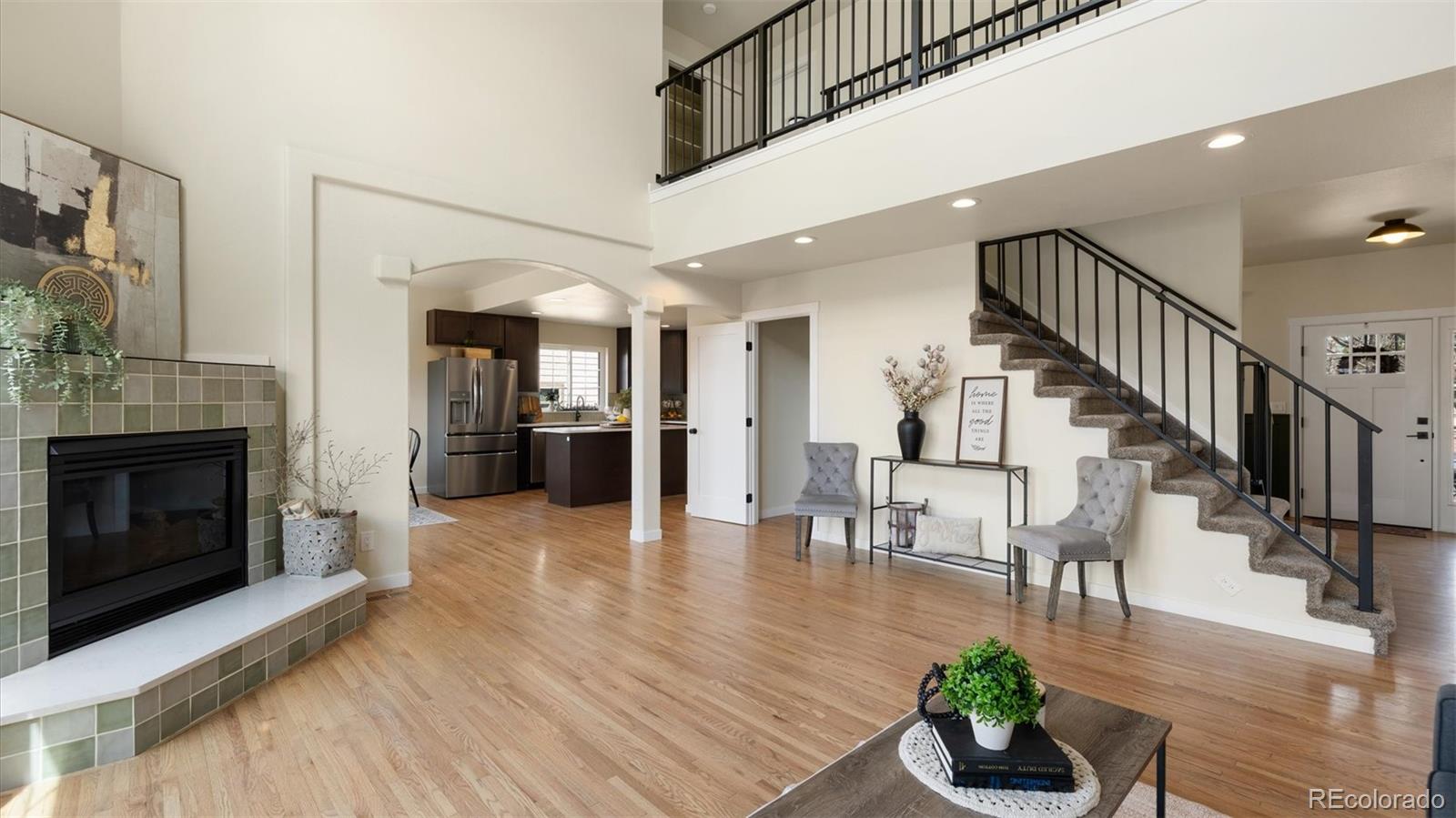 5560 Saddle Rock Road