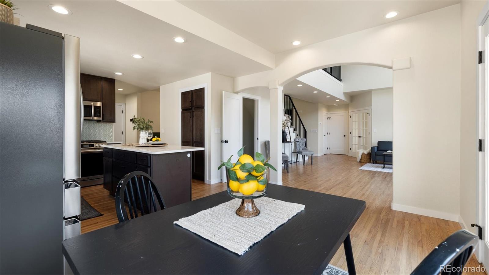 5560 Saddle Rock Road