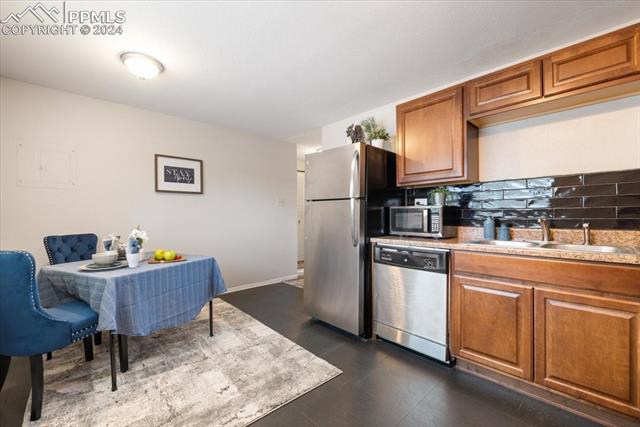 6621 W Dublin Loop 2