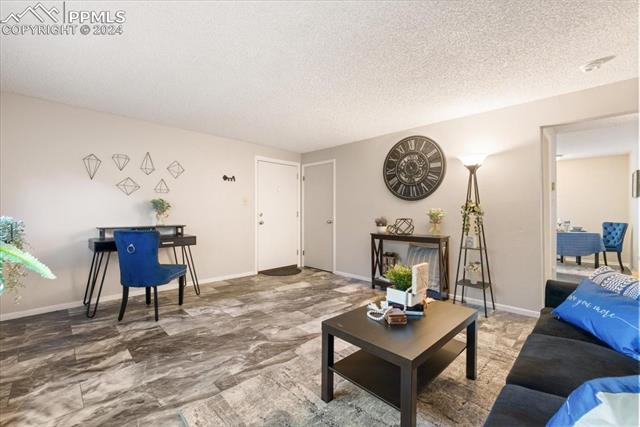 6621 W Dublin Loop 2
