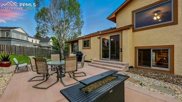 440 Torrey Pines Way