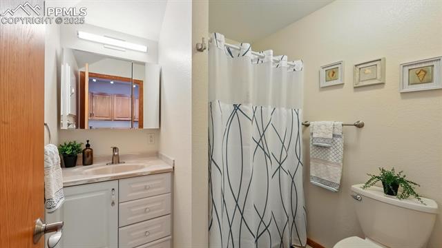 440 Torrey Pines Way