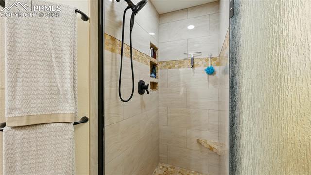 440 Torrey Pines Way