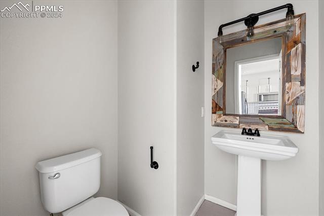 7422 Sandy Springs Point