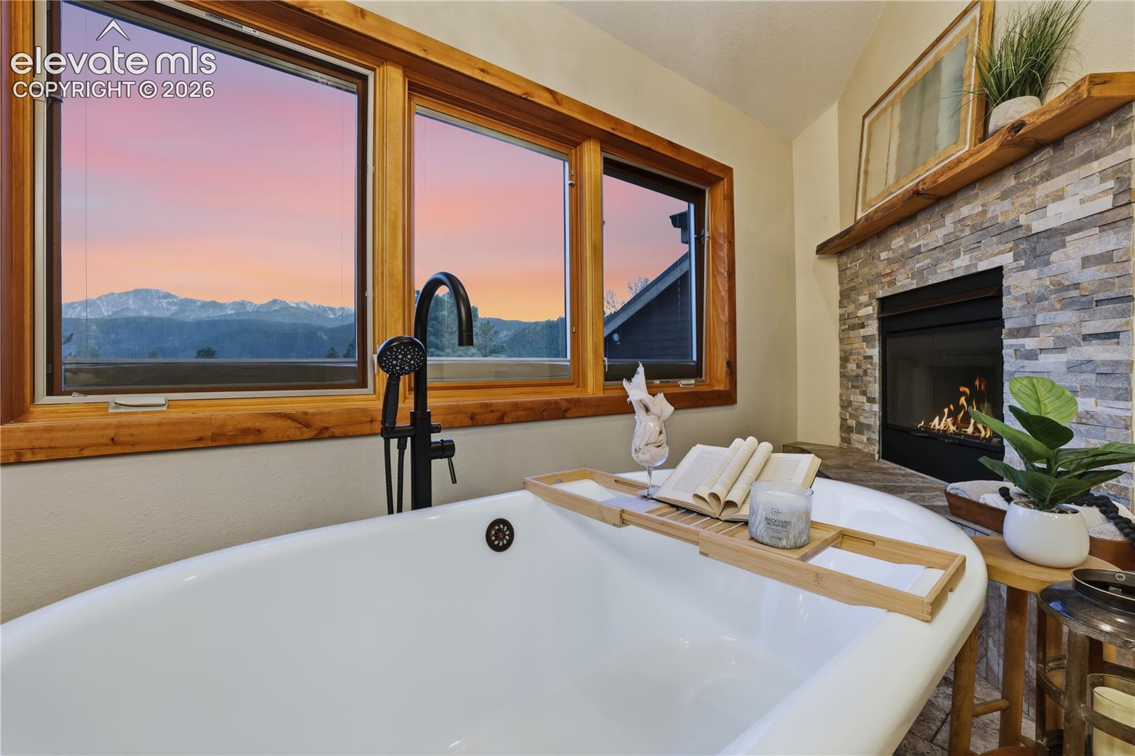 580 Sunny Glen Court