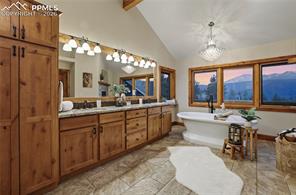 580 Sunny Glen Court