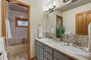 580 Sunny Glen Court