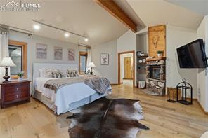 580 Sunny Glen Court