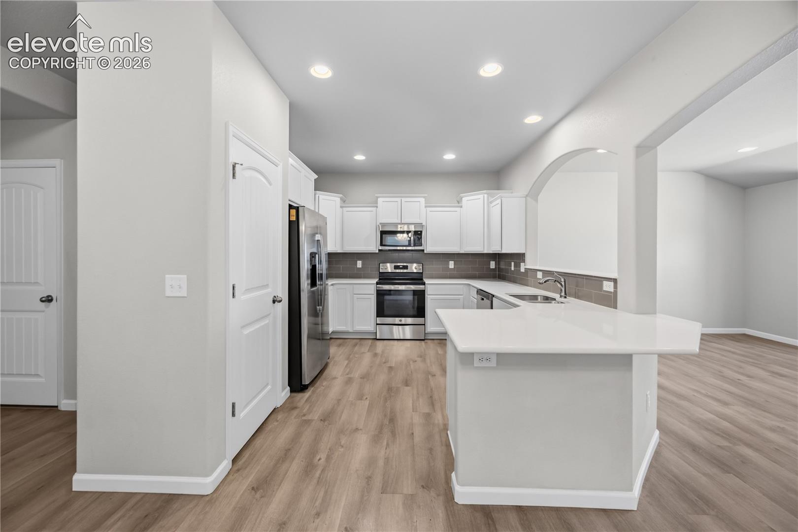 1062 Petra Heights