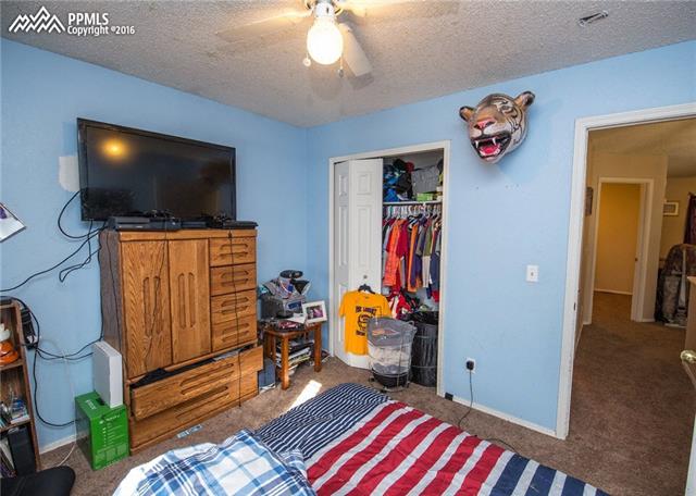 655 Legend Oak Drive