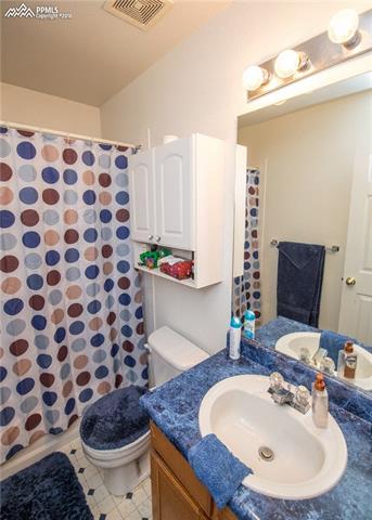 655 Legend Oak Drive