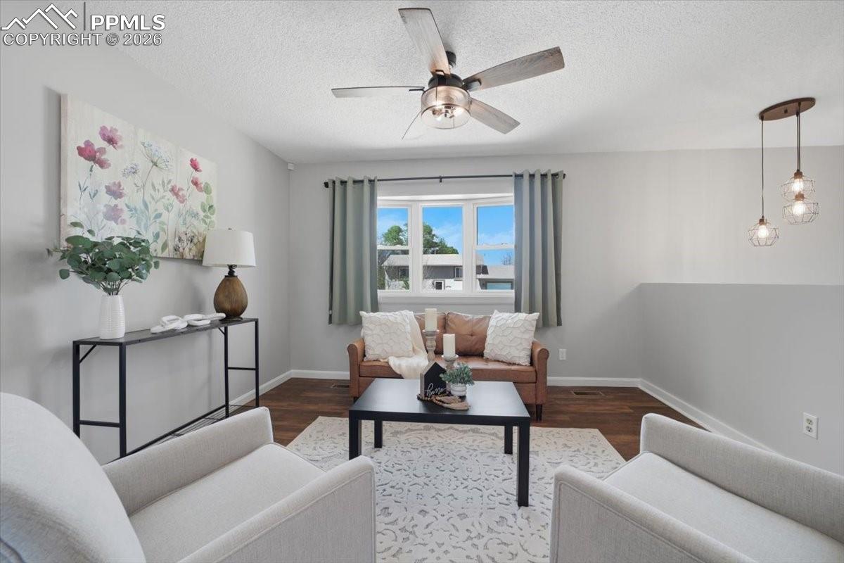 338 Iris Drive