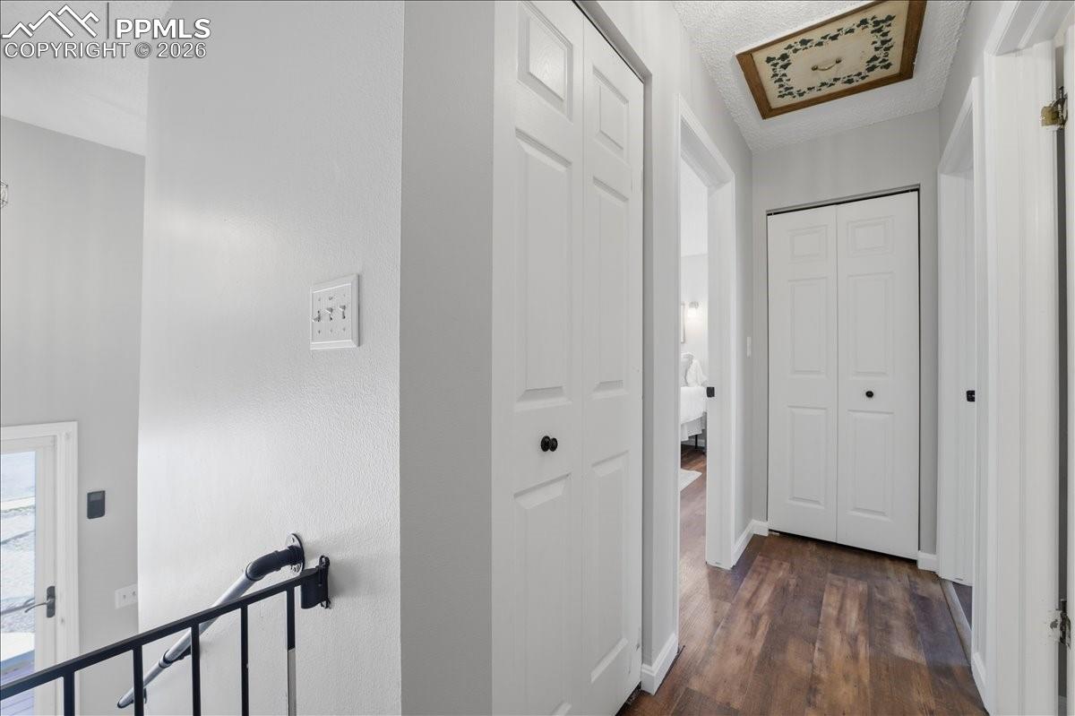 338 Iris Drive