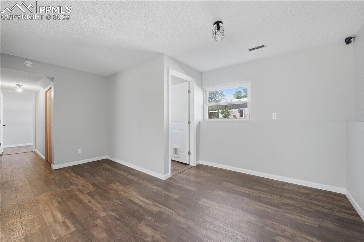 338 Iris Drive