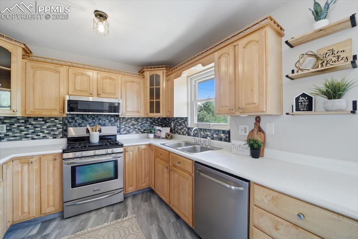 338 Iris Drive