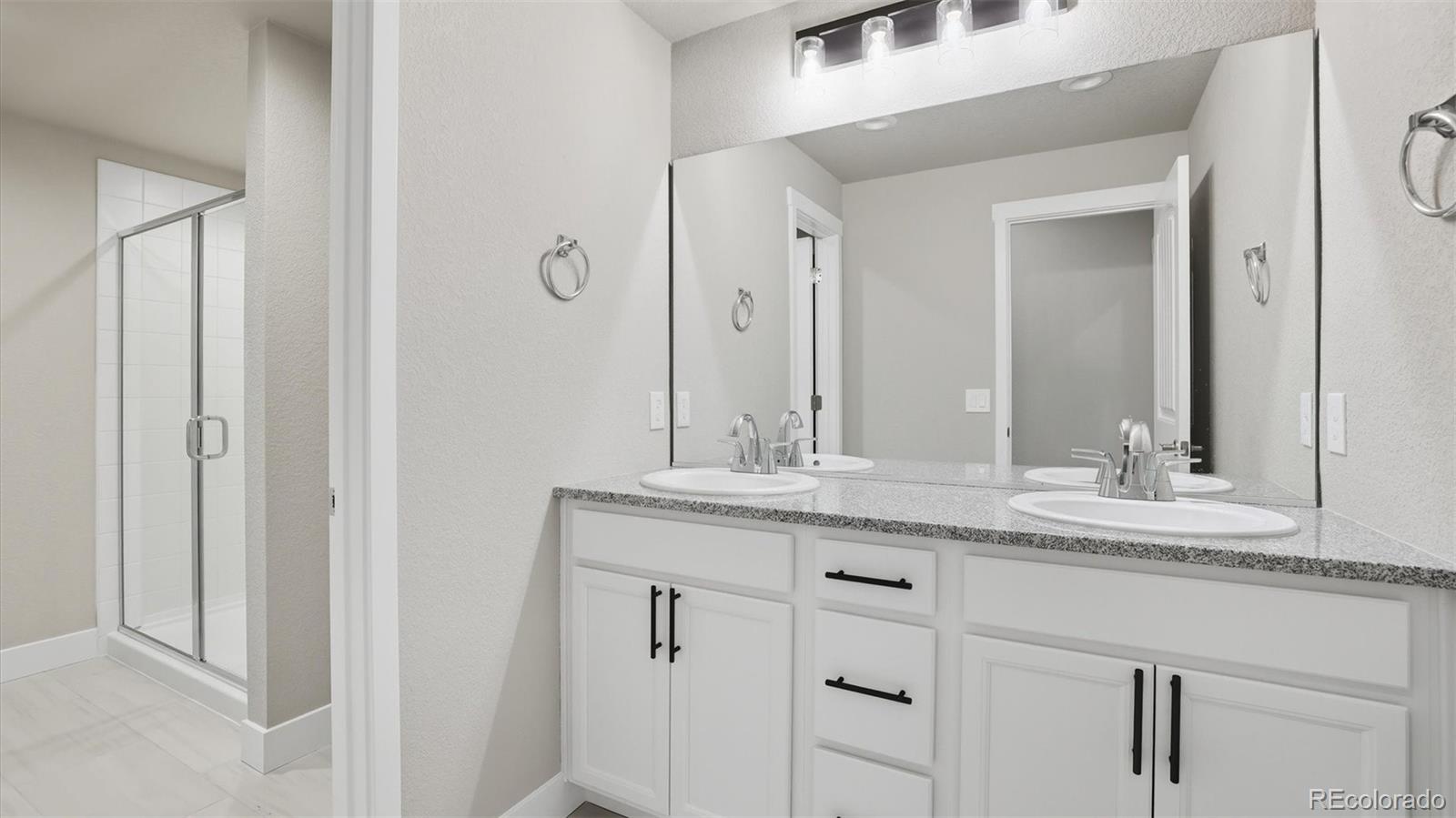 9462 Allouche Street