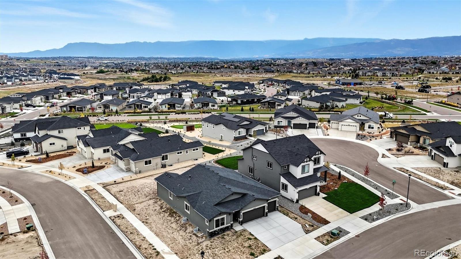 9462 Allouche Street