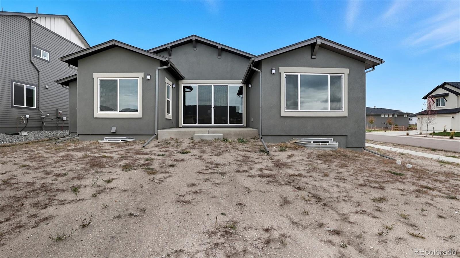 9462 Allouche Street