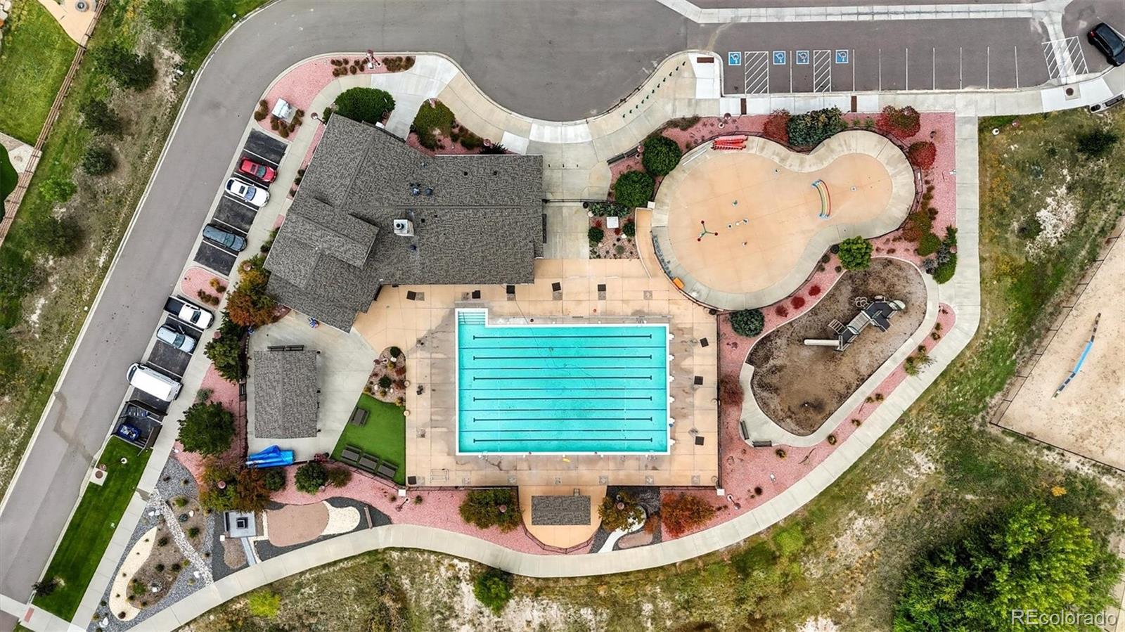 9462 Allouche Street