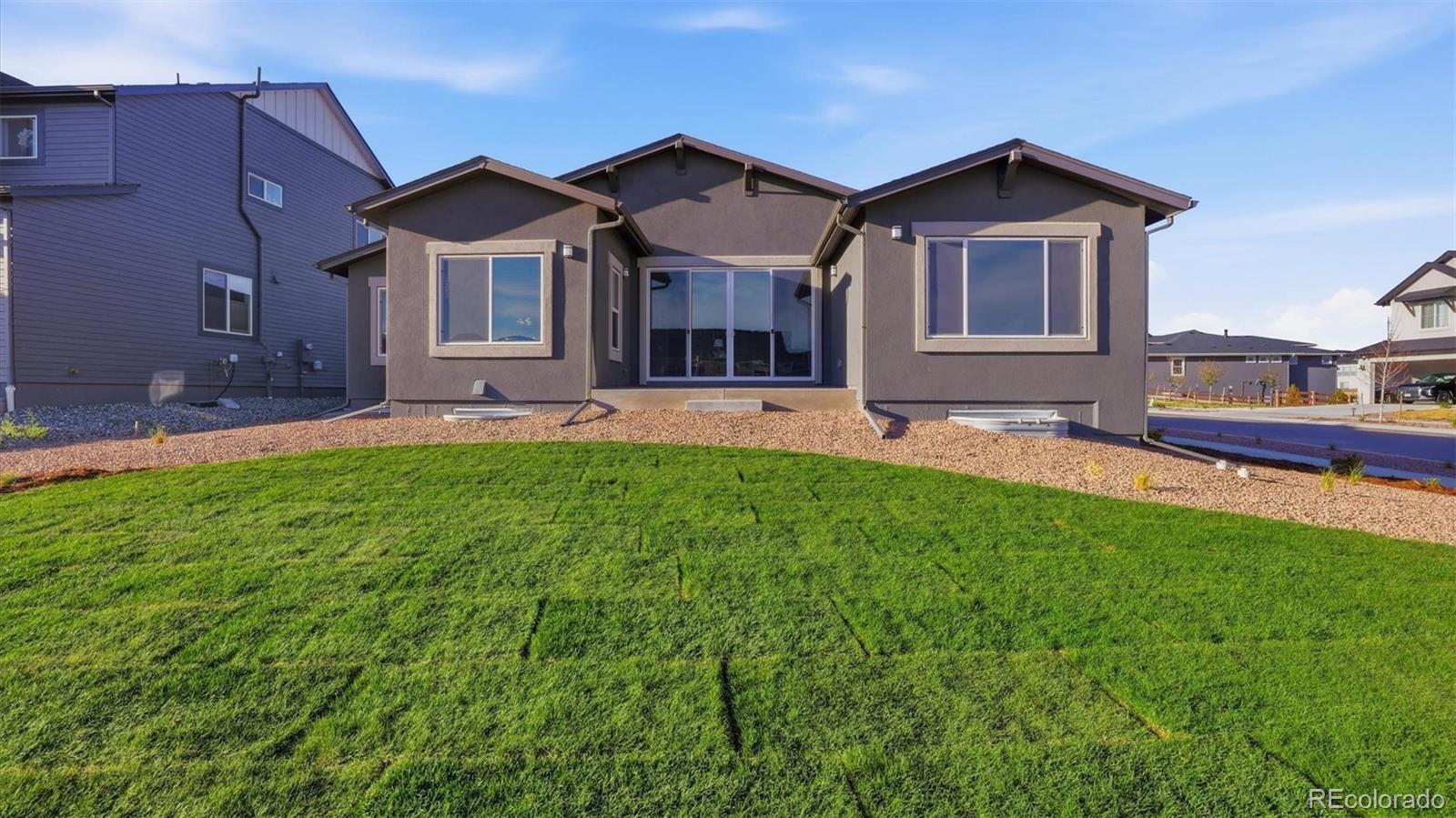 9462 Allouche Street