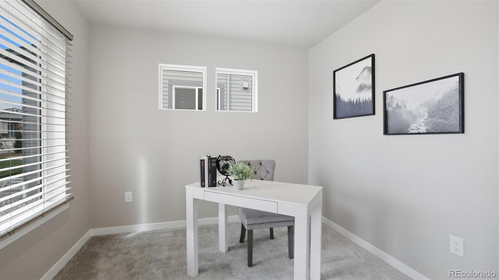 9462 Allouche Street