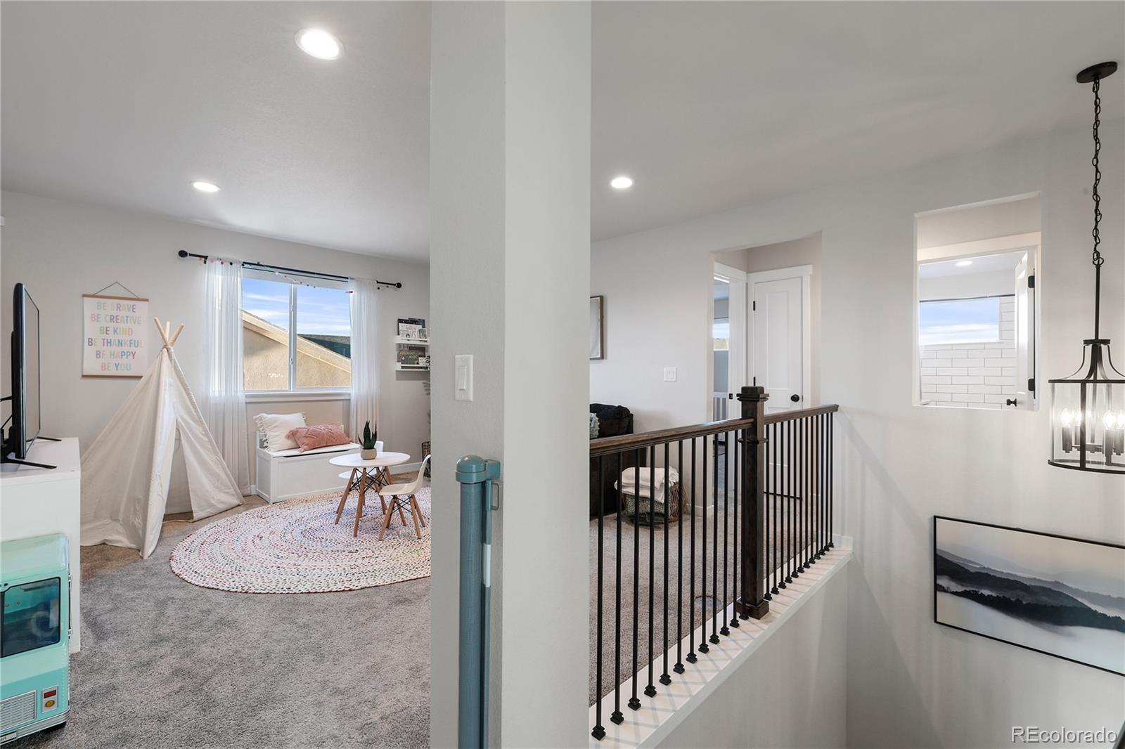 7352 Lewis Clark Trail