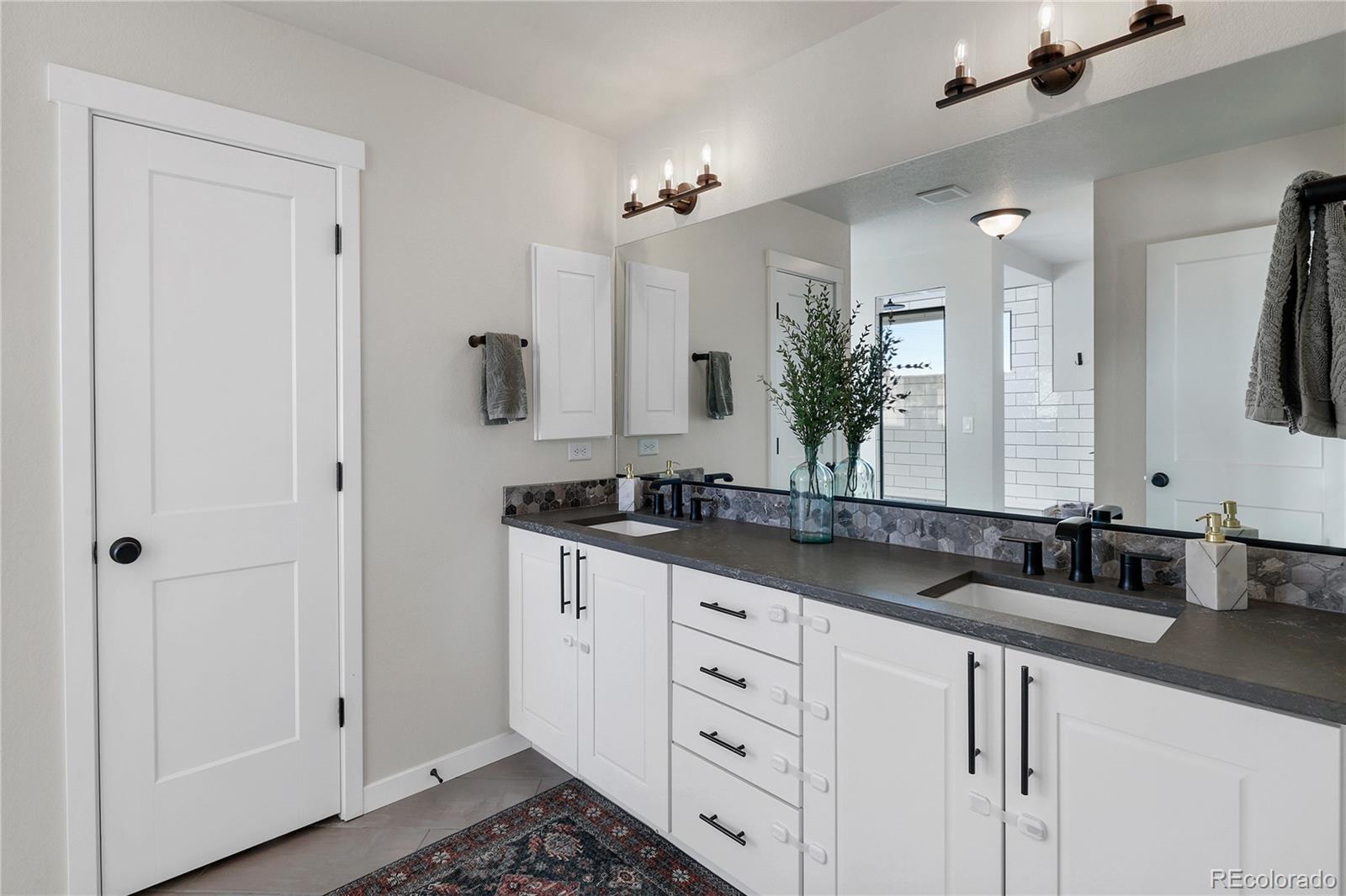 7352 Lewis Clark Trail