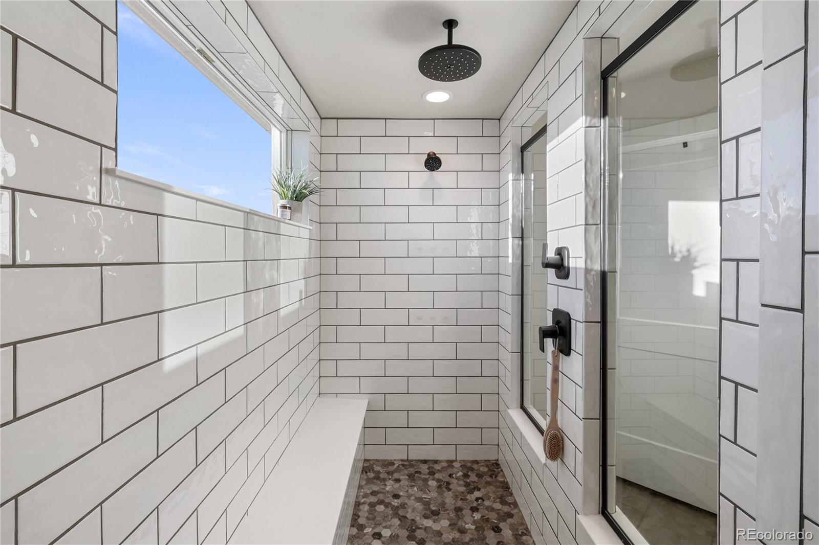 7352 Lewis Clark Trail