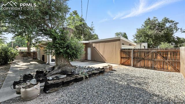 2829 Illinois Avenue