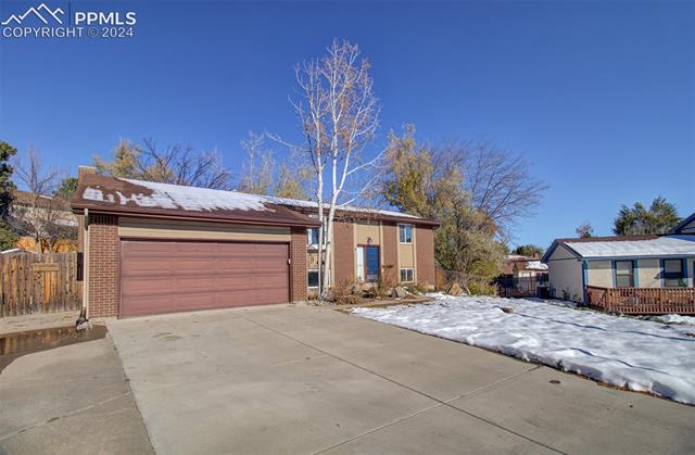 2745 Alteza Lane