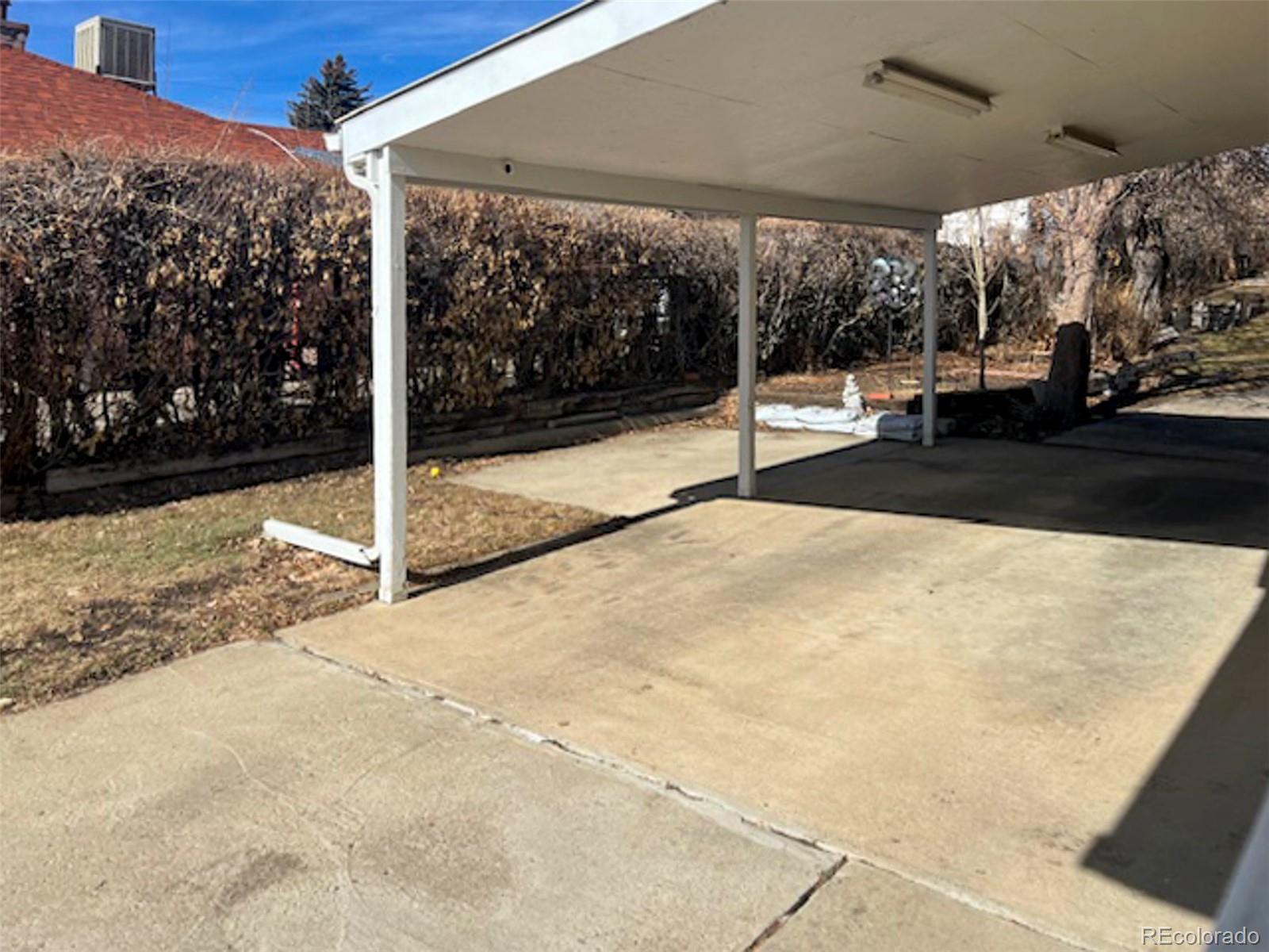 805 Nickerson Avenue