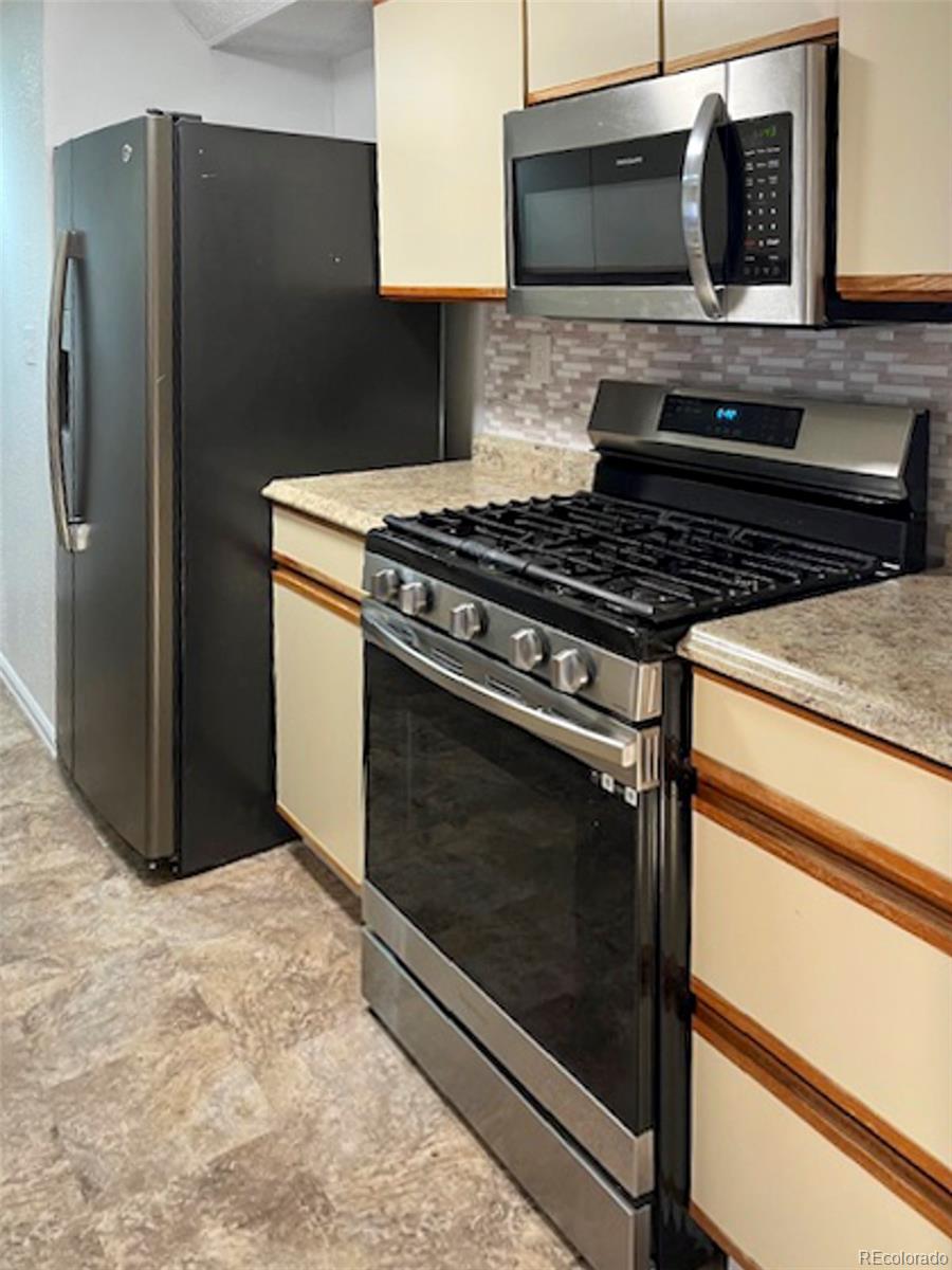 805 Nickerson Avenue