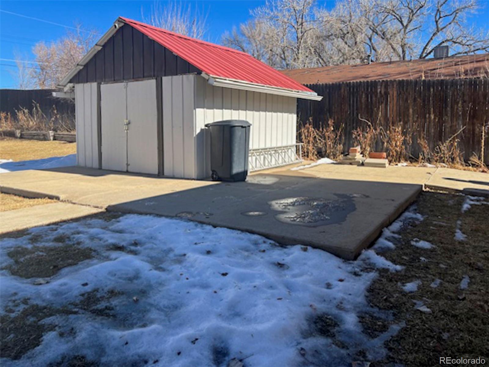 805 Nickerson Avenue