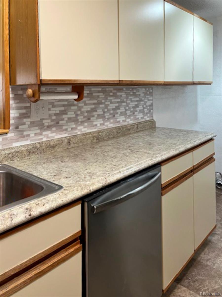 805 Nickerson Avenue