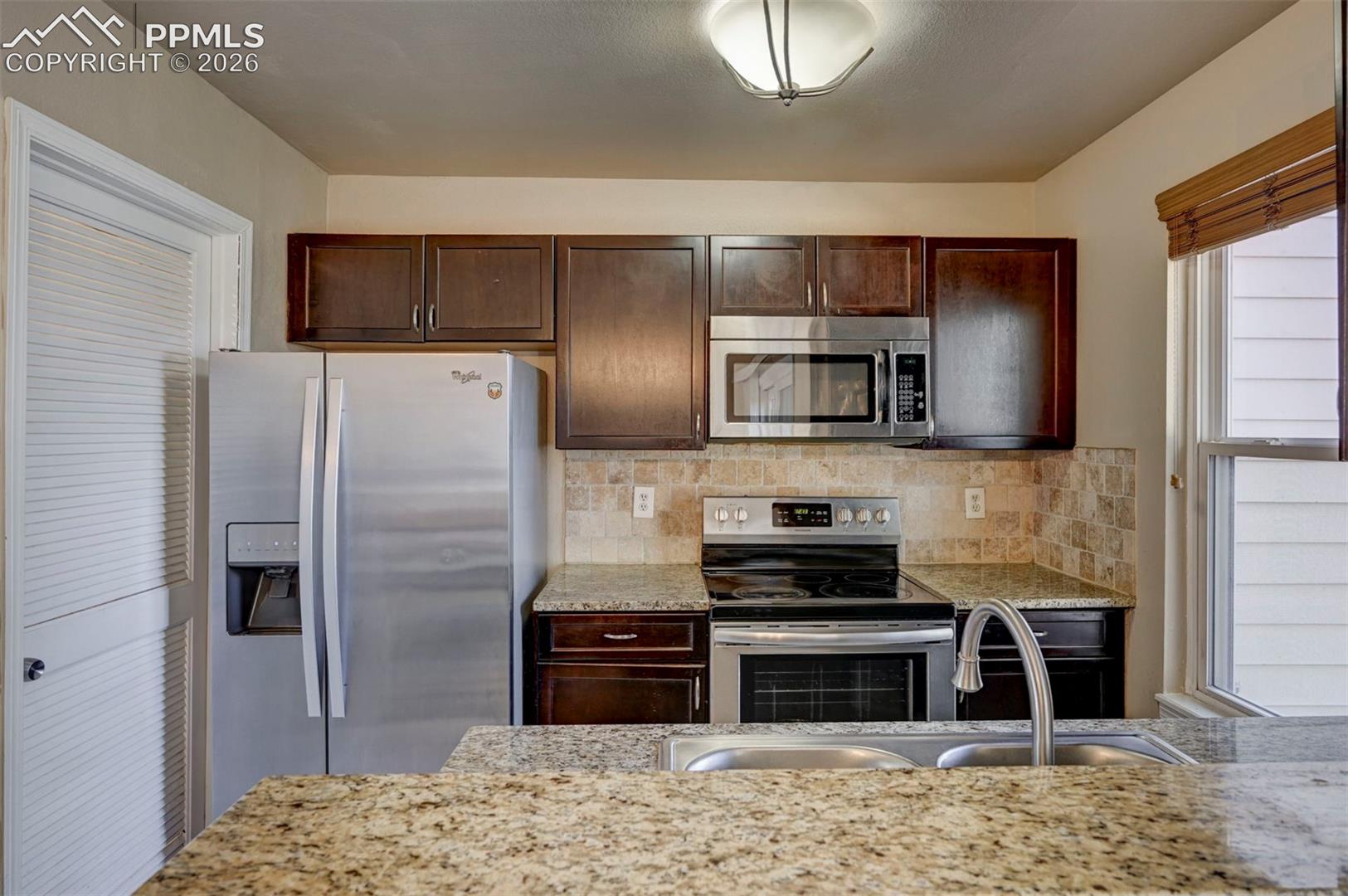 524 Shady Crest Circle