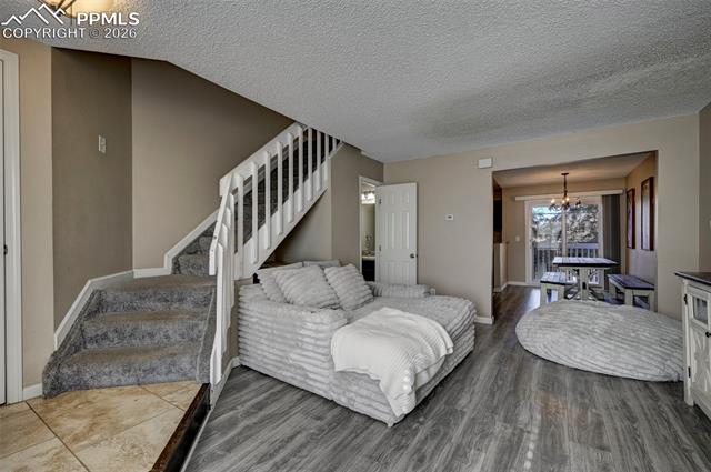 524 Shady Crest Circle