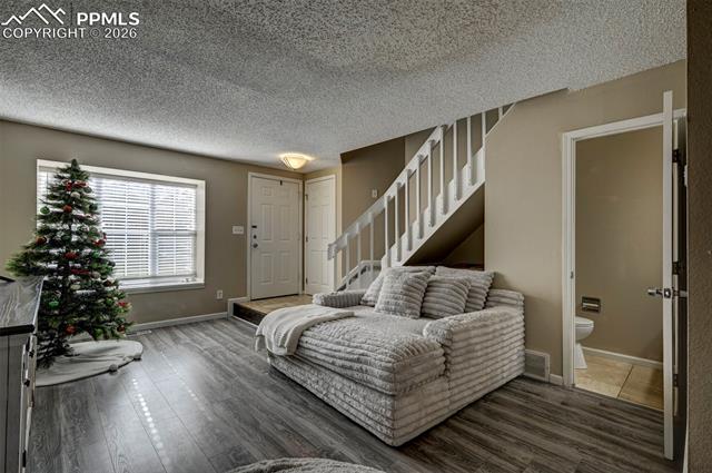 524 Shady Crest Circle