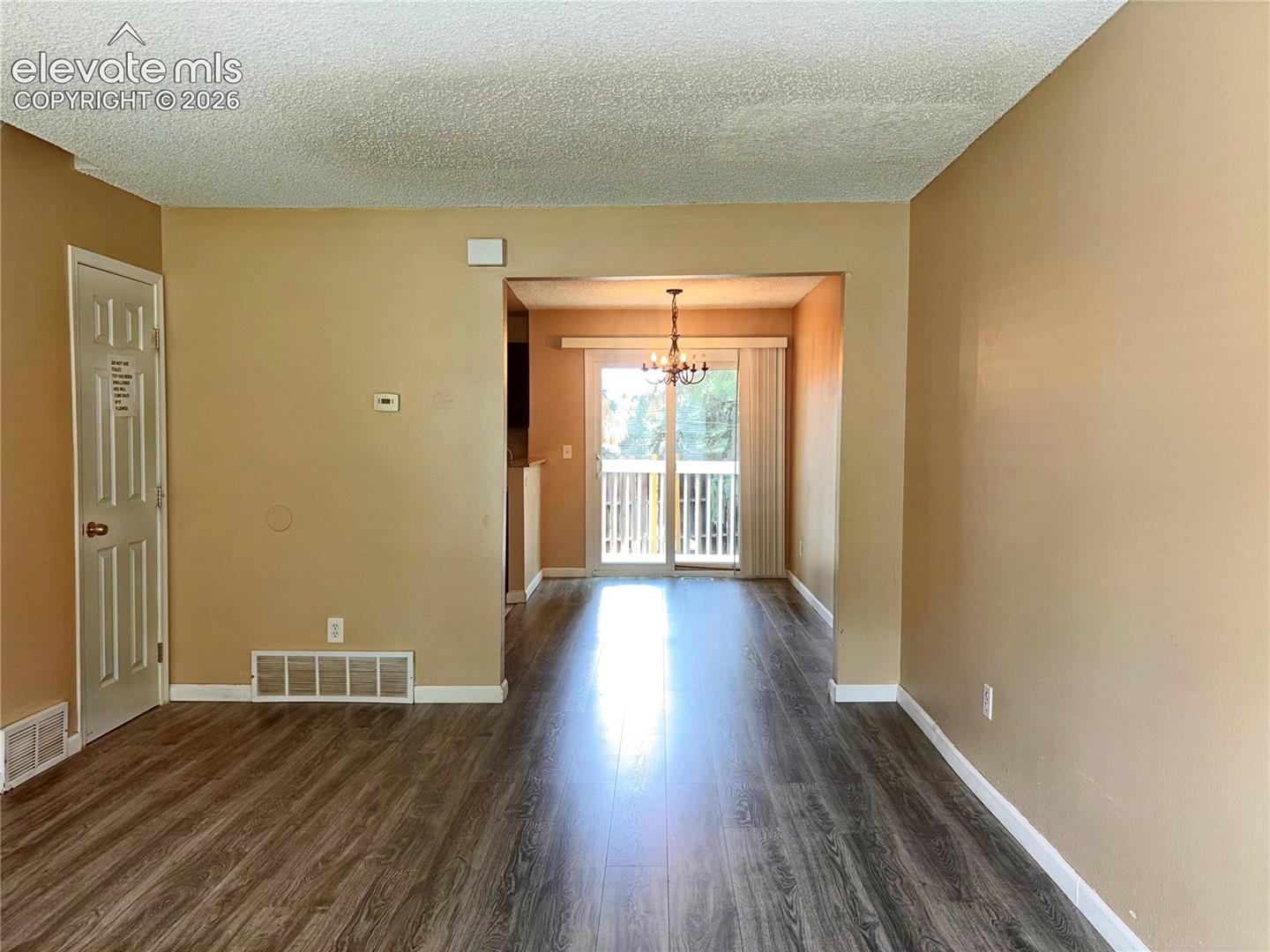 524 Shady Crest Circle