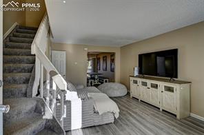 524 Shady Crest Circle