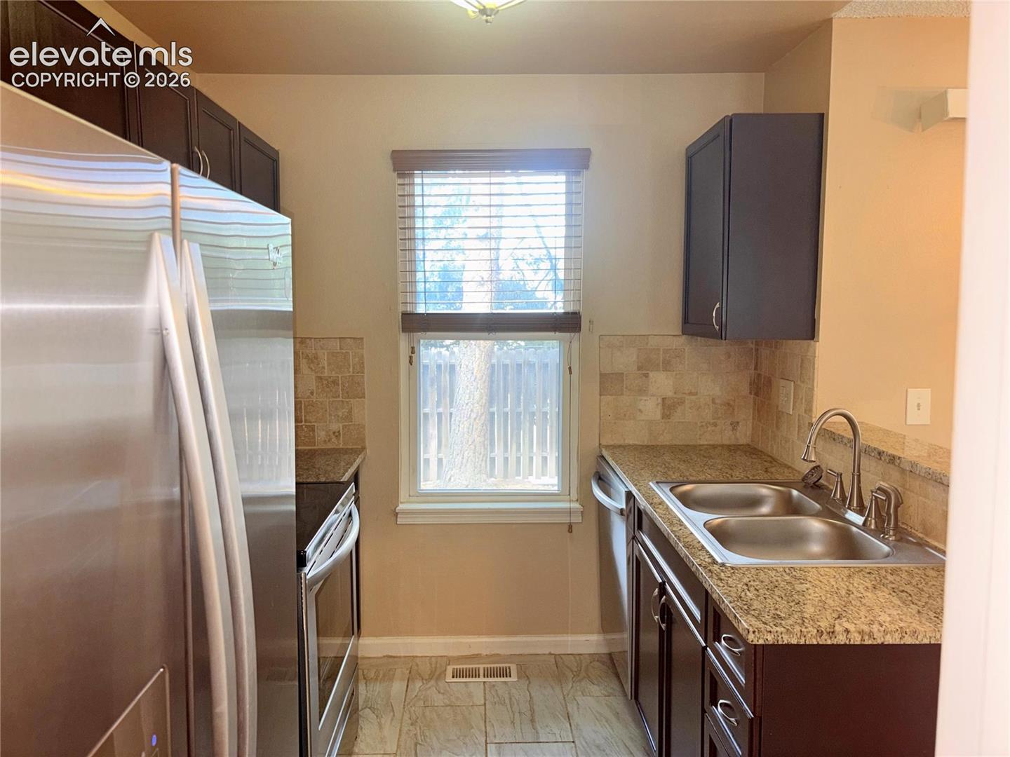 524 Shady Crest Circle