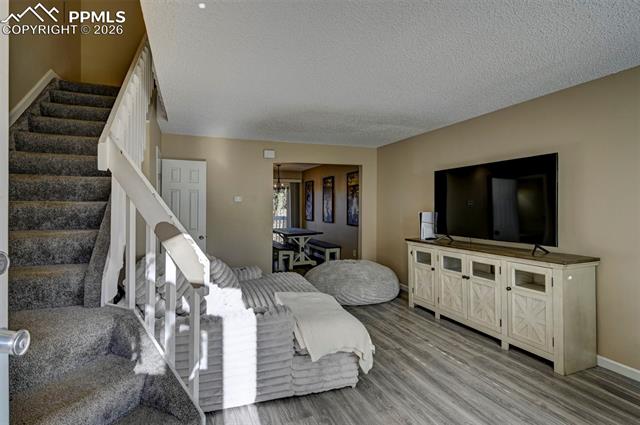 524 Shady Crest Circle