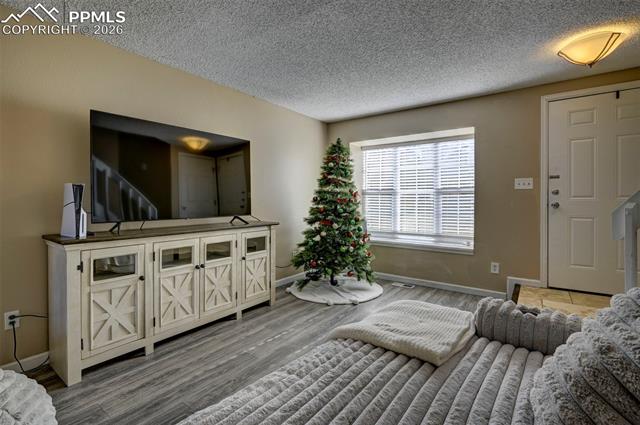 524 Shady Crest Circle