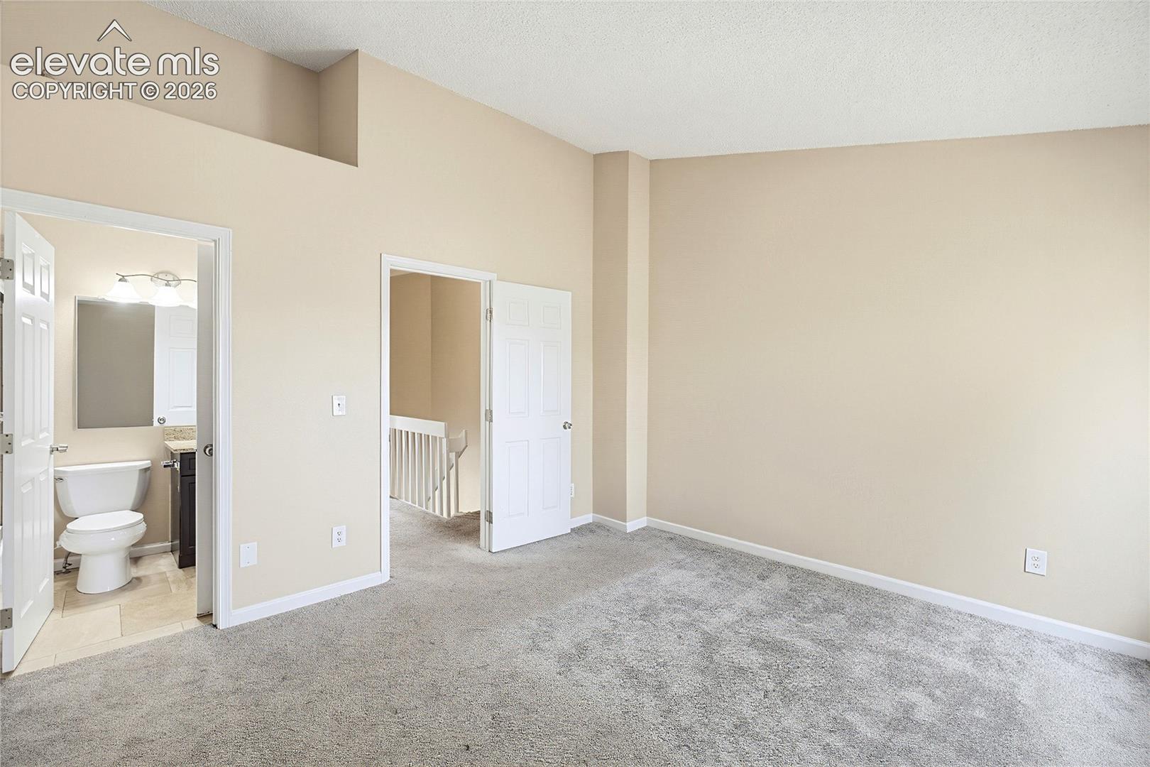 524 Shady Crest Circle