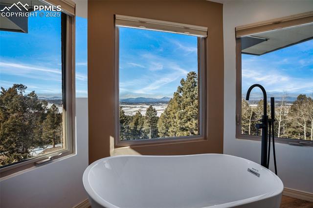 10255 Elk Ridge South
