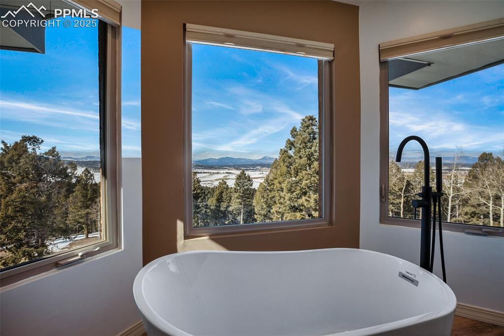 10255 Elk Ridge South